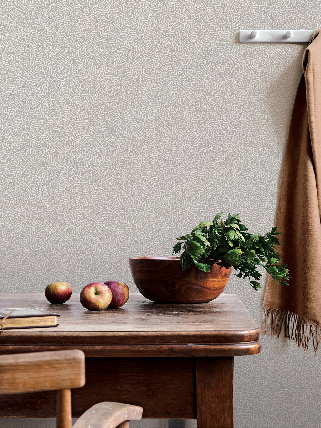Anna Fern Trail Wallpaper