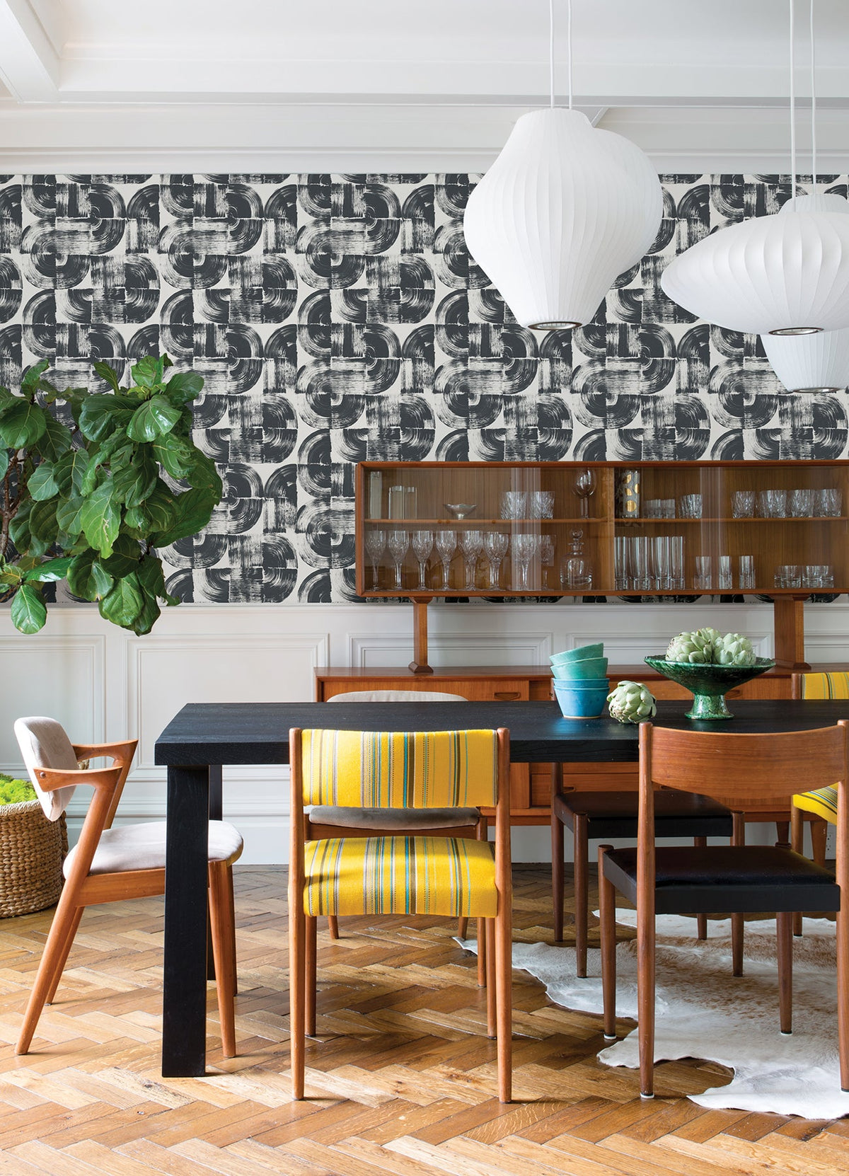 Giulietta Painterly Geometric Wallpaper