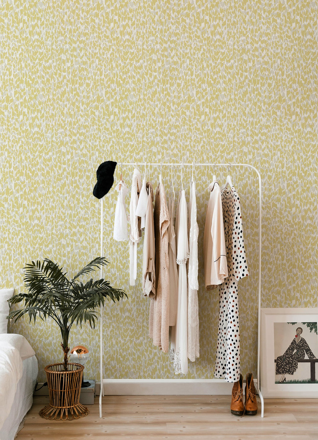 Flavia Animal Print Wallpaper