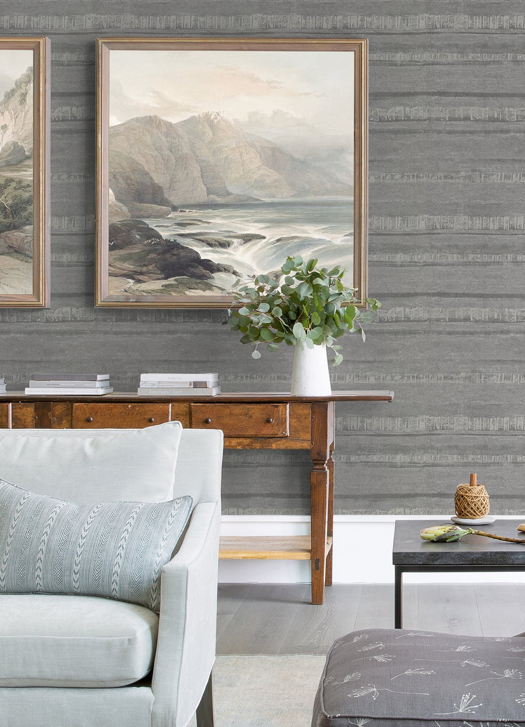 Rakasa Distressed Stripe Wallpaper