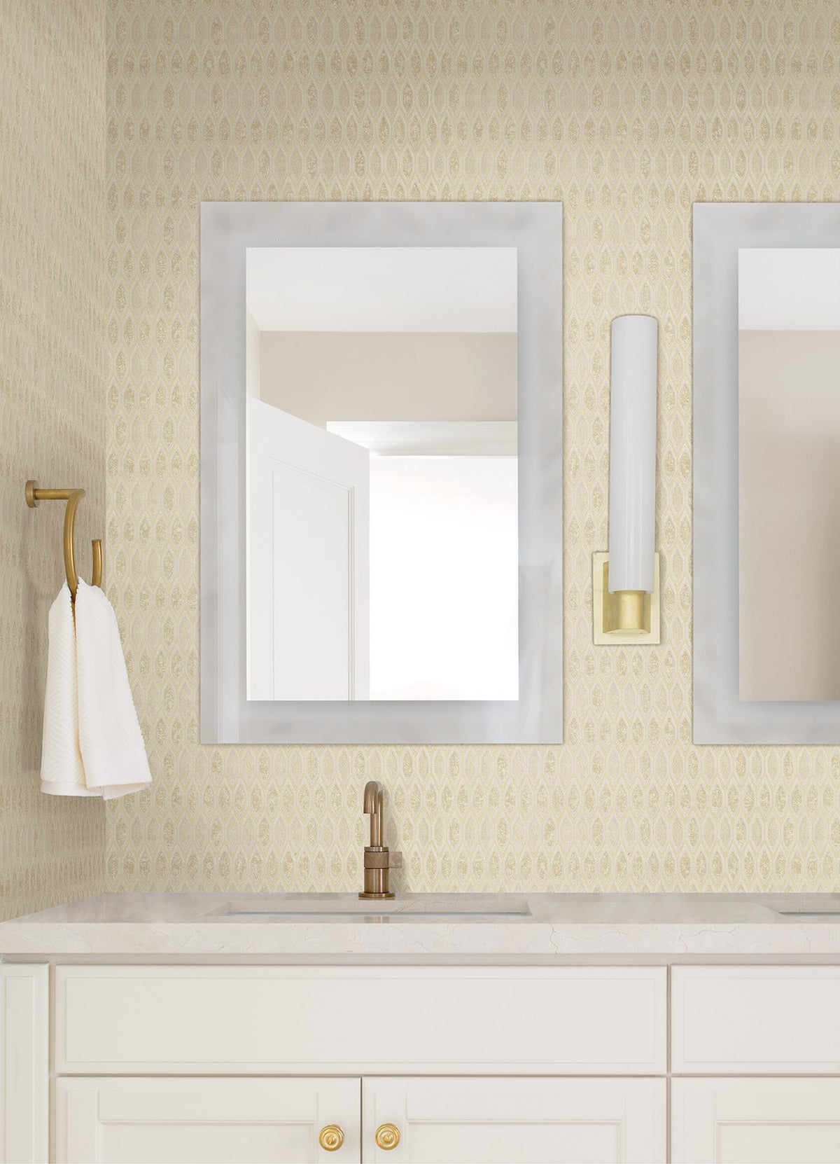 Damour Hexagon Ogee Wallpaper