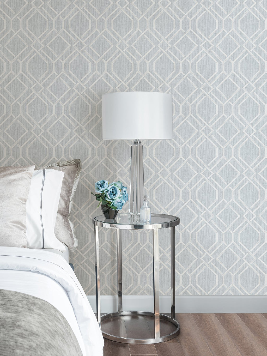 Frege Trellis Wallpaper