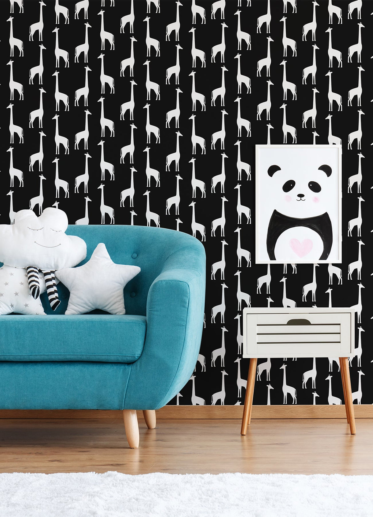 Vivi Giraffe Wallpaper