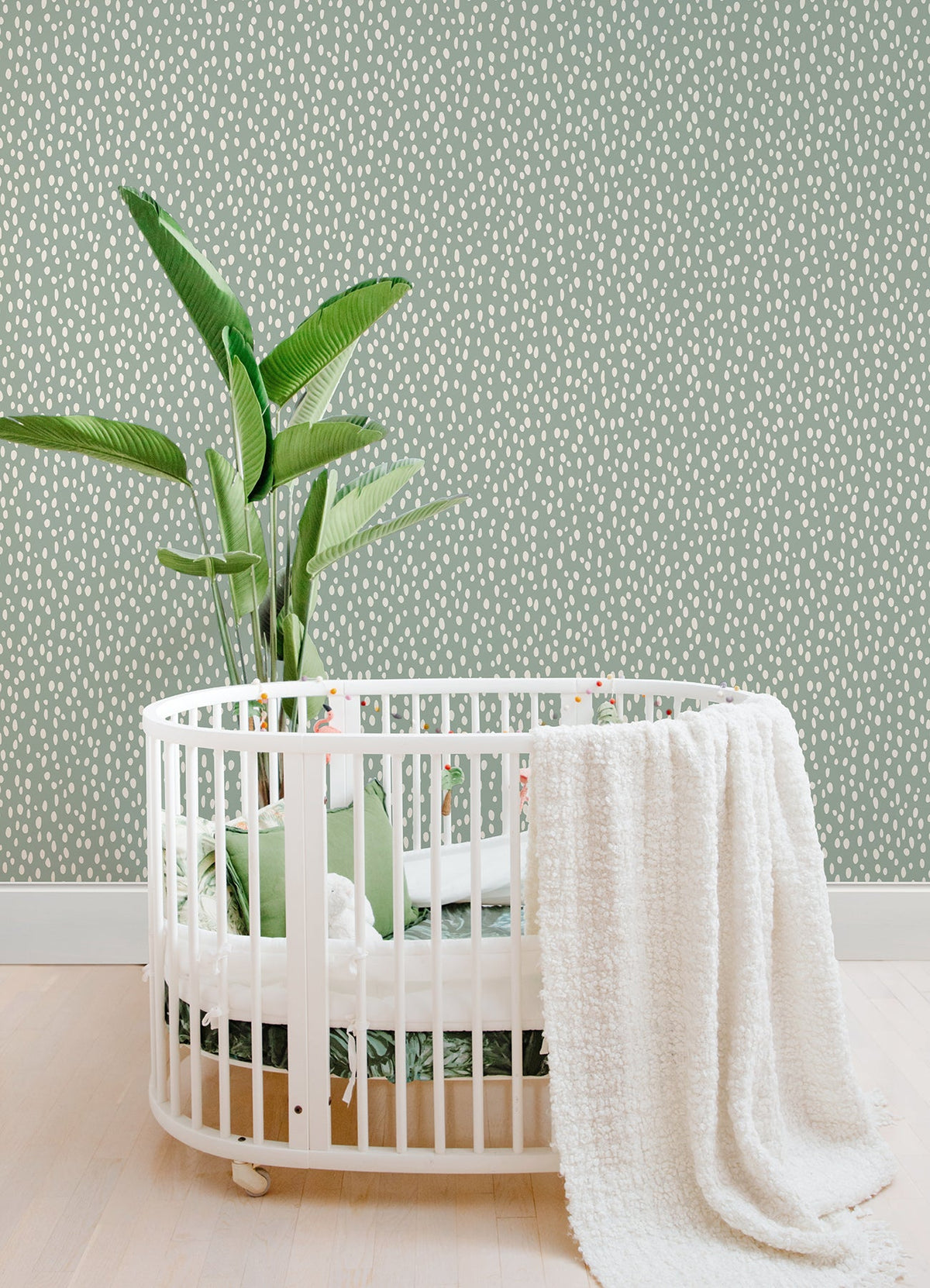Willa Dots Wallpaper