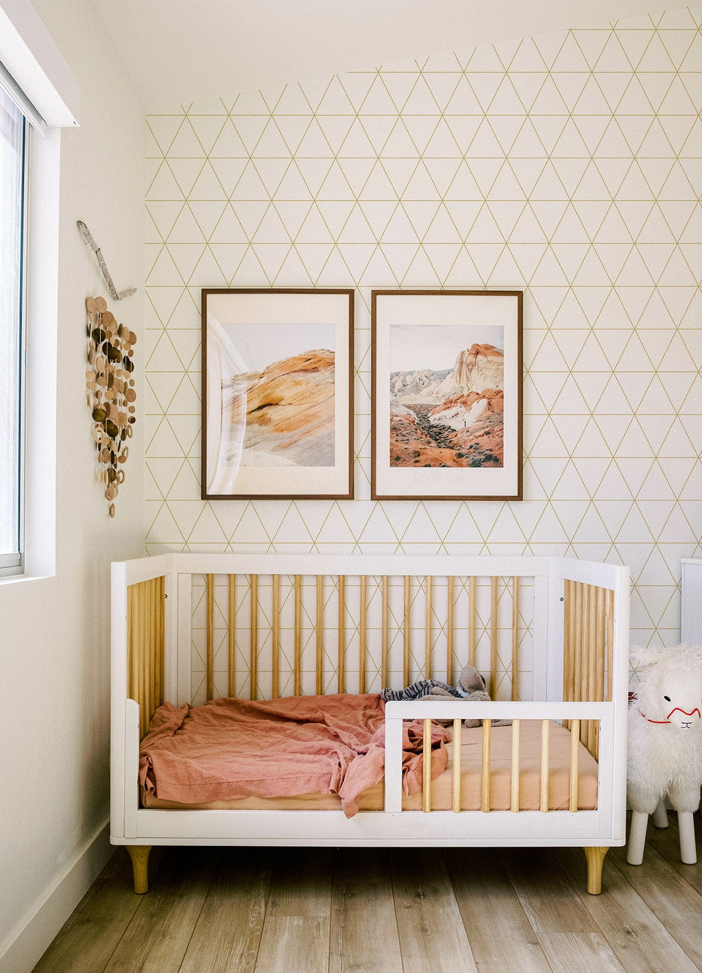 Leda Geometric Wallpaper