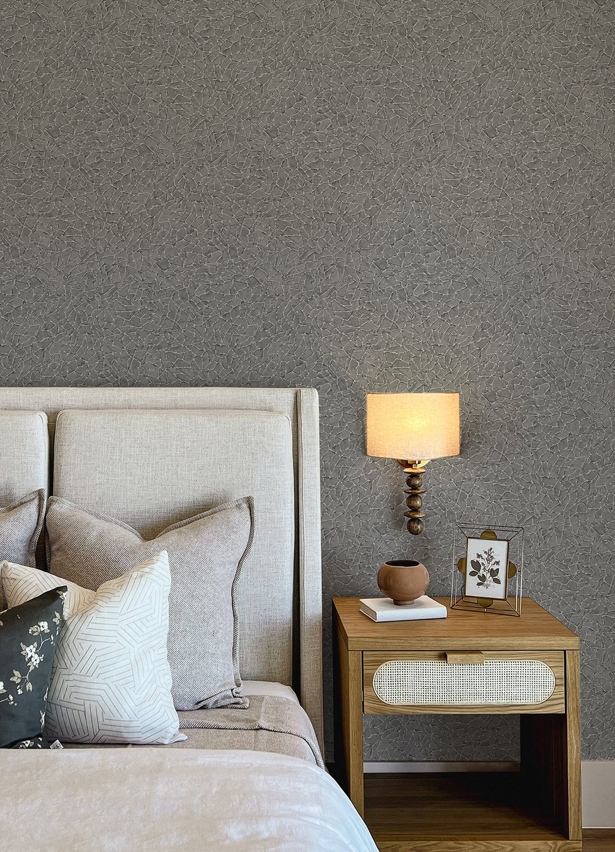 Soma Metallic Crackling Wallpaper