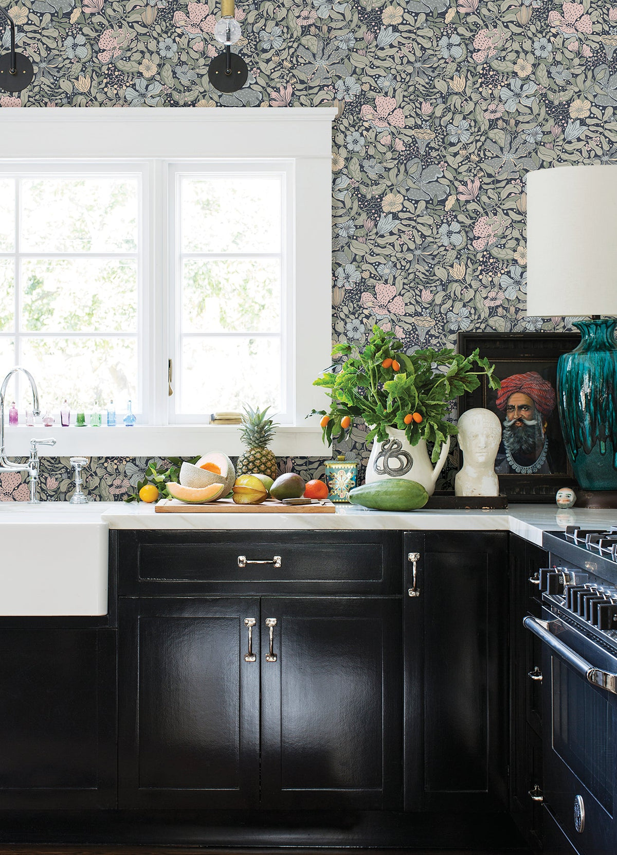 Midsommar Floral Medley Wallpaper