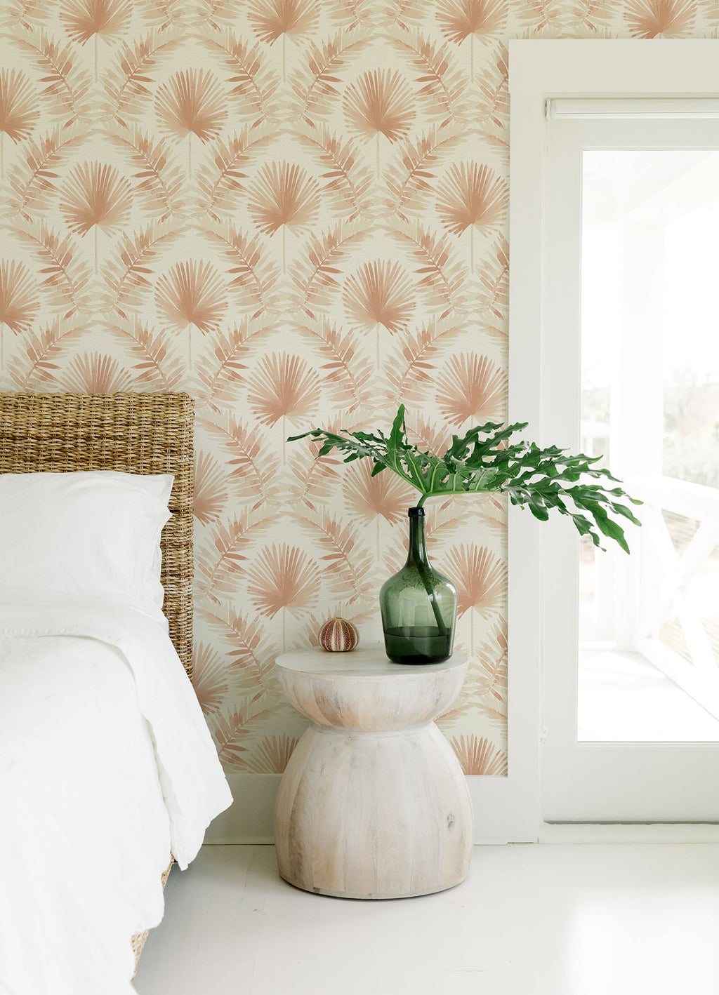 Calla Painted Palm Wallpaper