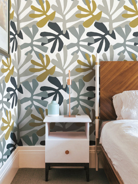 Kinetic Tropical Peel and Stick Wallpaper