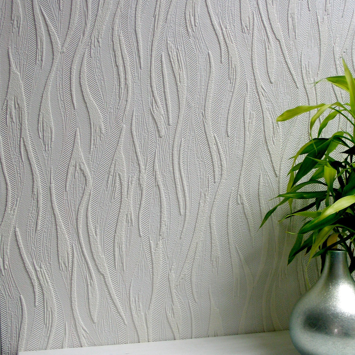 Anaglypta paintable wallpaper