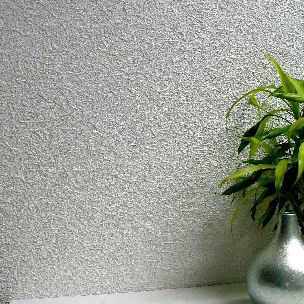 Anaglypta paintable wallpaper