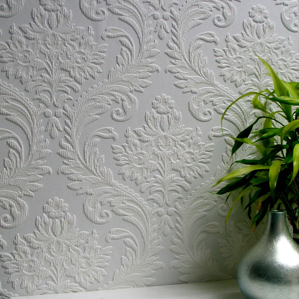 Anaglypta paintable wallpaper