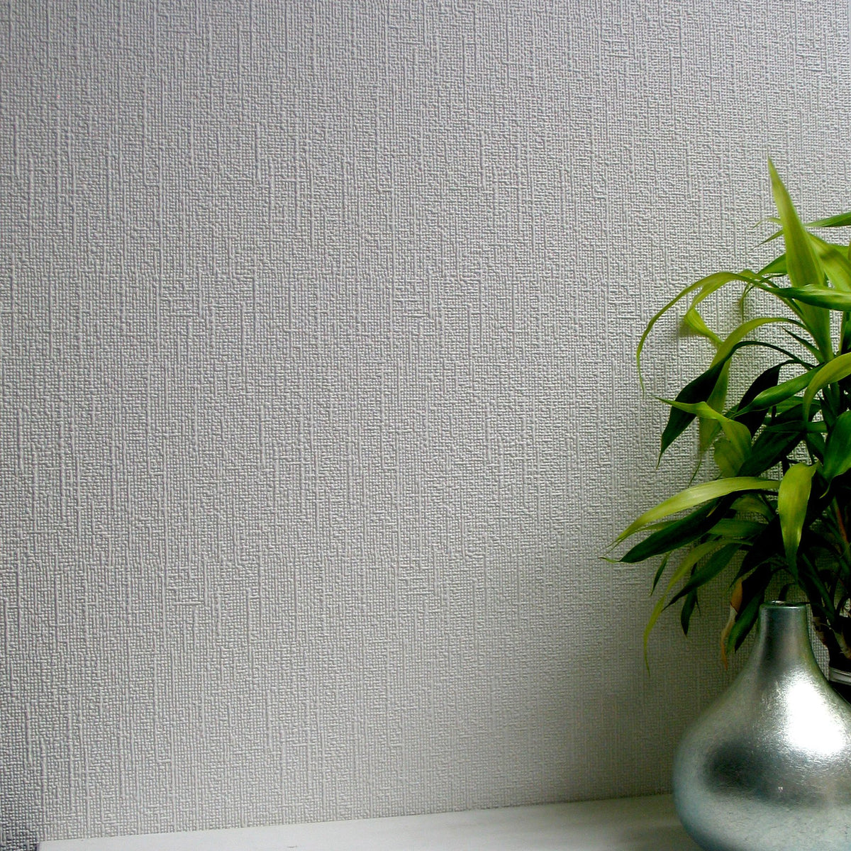 Anaglypta paintable wallpaper