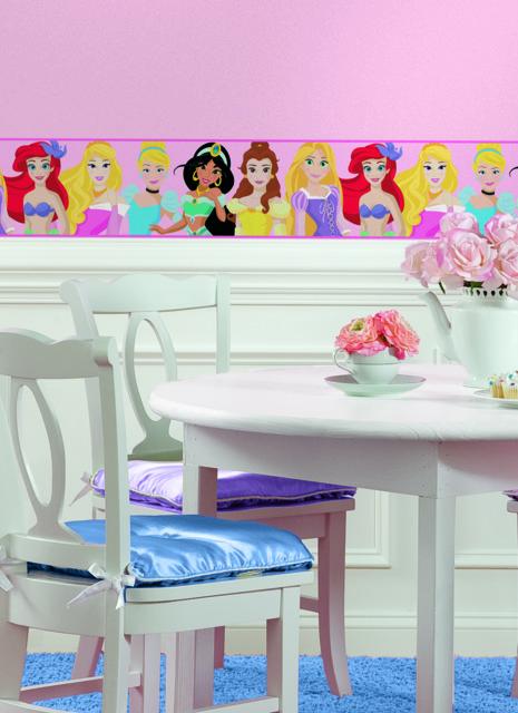 DISNEY PRINCESS PEEL & STICK BORDER
