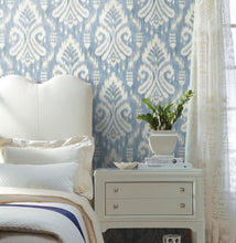 Load image into Gallery viewer, Hawthorne Ikat Wallpaper